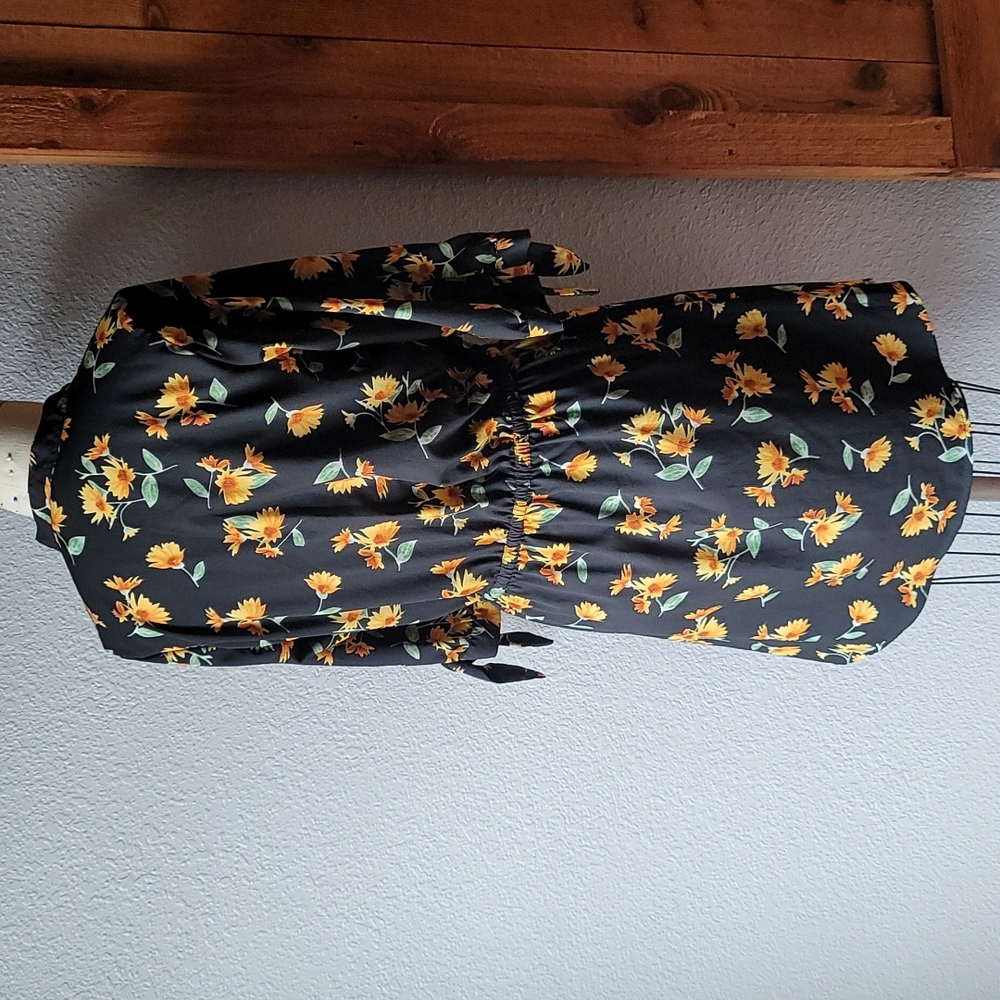 Floral Dress Size Large - Picture 6 of 10